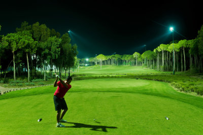 Carya Golf le seul golf illuminé la nuit