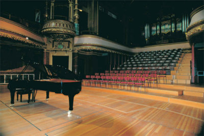 Vue depuis la scène pour un concert de piano. Victorial Hall Département de la Culture (c)Joaquim Gomes