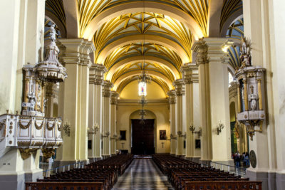 Intérieur de la Cathédrale de Lima (C) Luis Gamero