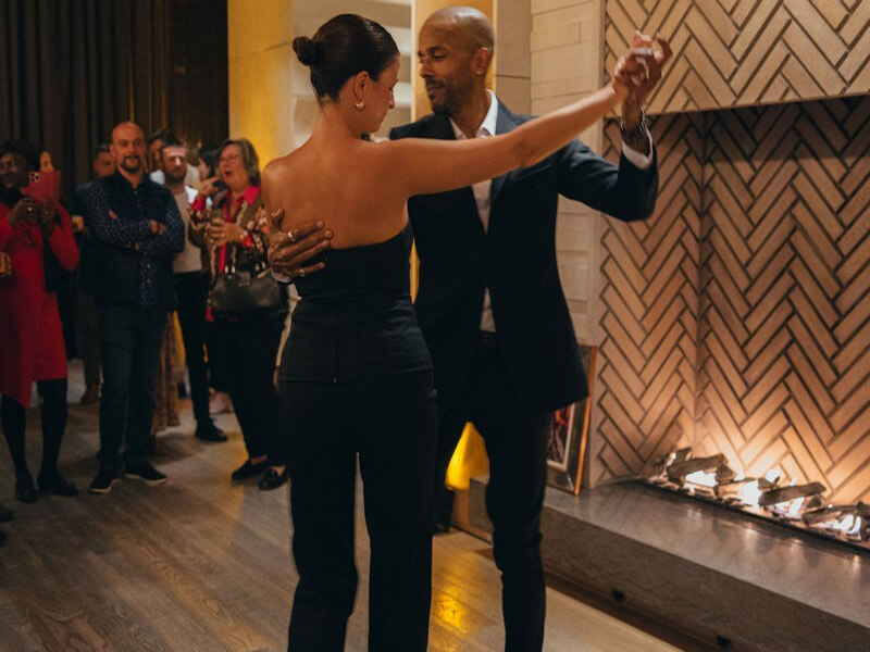 Les coachs dans une démonstration vive et rythmée © Nicolas Stajic