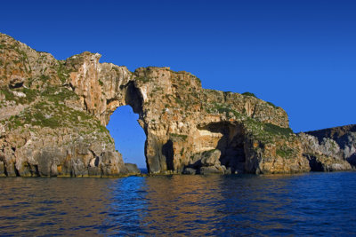 Sfaktiria une petite île à l'entrée de la baie de Pylos