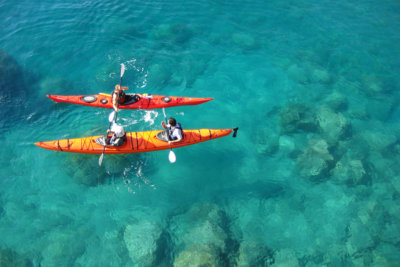 Baignade et kayak en mer