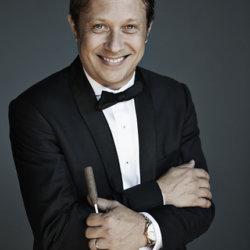 Ludovic Morlot à la direction du concert de Nouvel An (c) Lisa-Marie Mazzucco