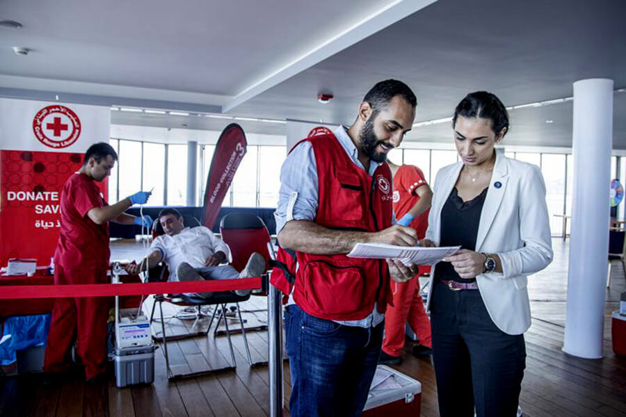 La Croix Rouge Suisse forme la Croix-Rouge libanaise à améliorer ses standards de collecte et la gestion des poches de sang (c) CRS