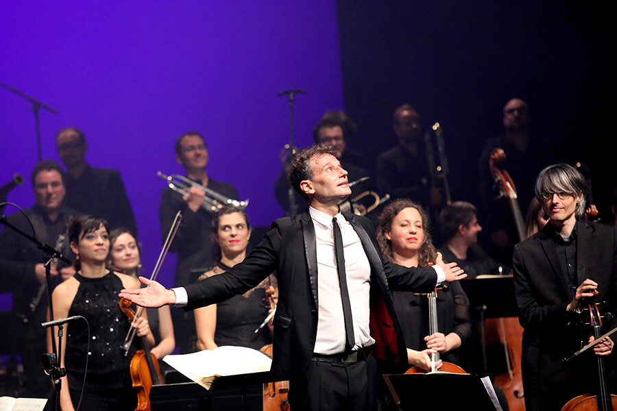 Les musiciens et David Greilsammer salutations sous les applaudissements du public © Yannick Perrin