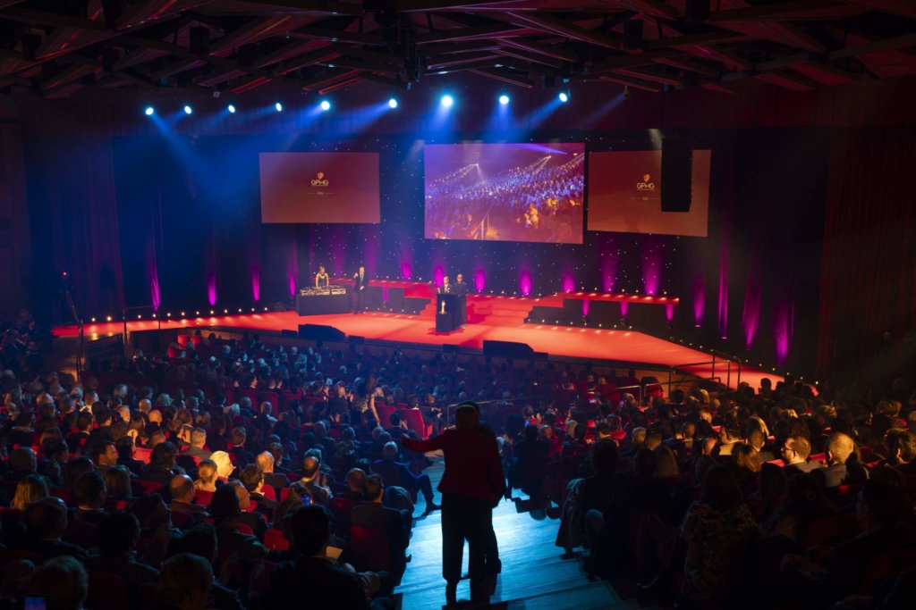 La fête de l'Horlogerie dans le cadre accueillant du Théâtre du Léman reste un grand moment pour la ville de Genève