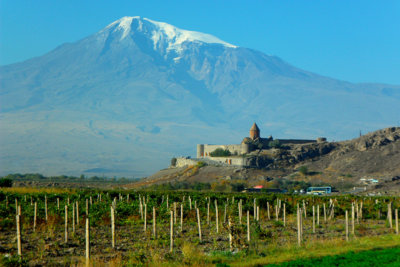 Cœur de l'Arménie historique le Mont Ararat, à ce jour turc, est passé au fil des siècles sous divers empires voisins. (c) GAD