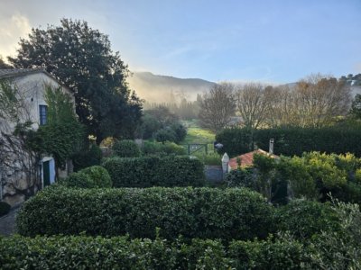 Agritourisme, le merveilleux panorama aperçu depuis les hauteurs d'une chambre de La Parrina (c) GAD