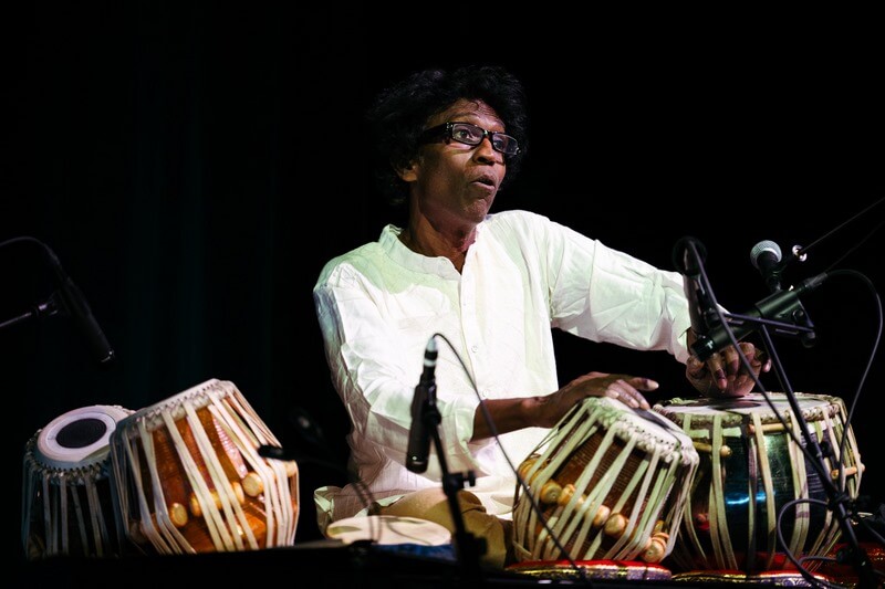 The Rythm Alchemy , à la croisée de l'Orient et l'Occident, exprimant une émotion intense